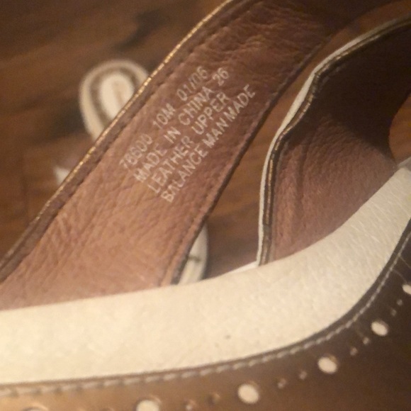 Clark’s Slip on Sandals - Picture 7 of 9